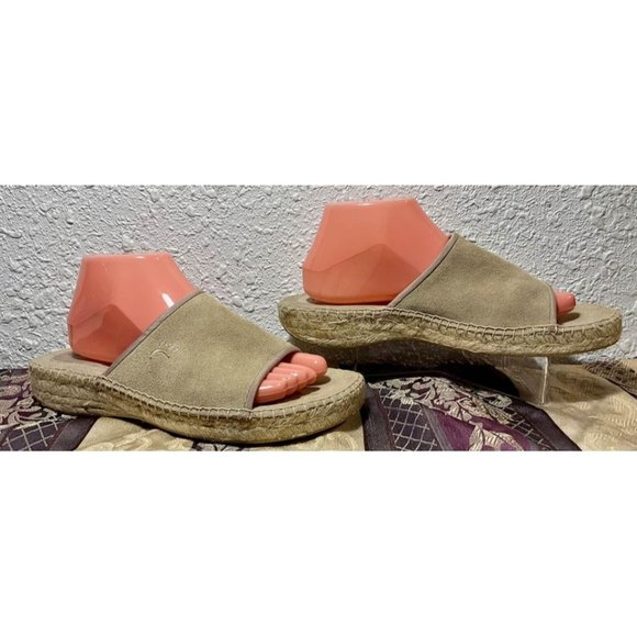 Women’s Bare Traps Carson Slides Tan Suede Leather Espadrilles Sandals Size 10M - Picture 7 of 10